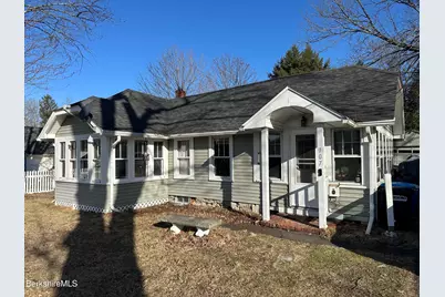 107 Greenwich St, Pittsfield, MA 01201 - Photo 1
