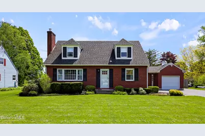 237 Eleanor Rd, Pittsfield, MA 01201 - Photo 1