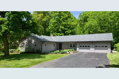 206 Sand Springs Rd, Williamstown, MA 01267 - Photo 1