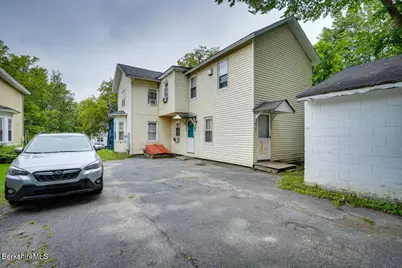 39 Pomeroy Ave, Pittsfield, MA 01201 - Photo 1