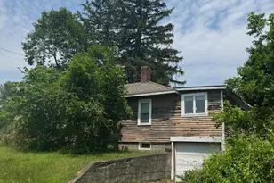 386 N Plain Rd, Great Barrington, MA 01230 - Photo 1