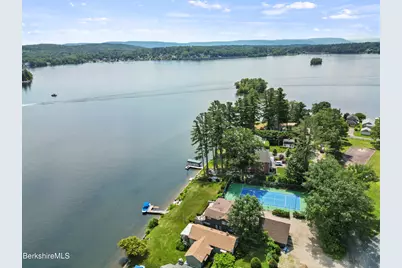 73 Narragansett Ave, Lanesborough, MA 01237 - Photo 1