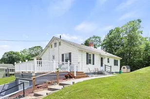 46 Willow St, Adams, MA 01220 - Photo 1