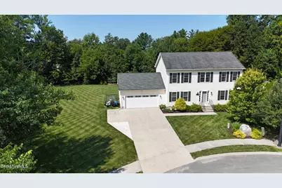 225 Karen Dr, Pittsfield, MA 01201 - Photo 1