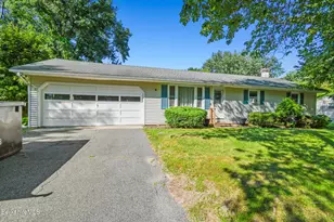 83 Devonshire Dr, Cheshire, MA 01225 - Photo 1