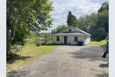 193 S Mountain Rd, Pittsfield, MA 01201 - Photo 1