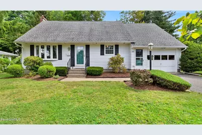 204 Harryel St, Pittsfield, MA 01201 - Photo 1