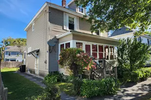 25 Ashley St, Pittsfield, MA 01201 - Photo 1