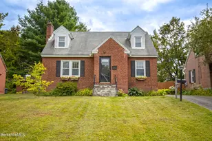 25 Putnam Ave, Pittsfield, MA 01201 - Photo 1