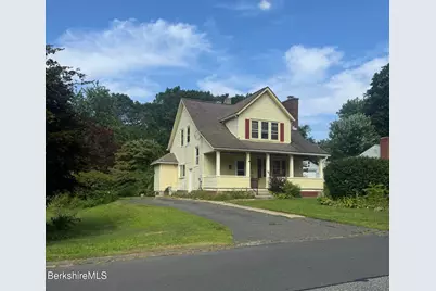 44 Edmund St, East Longmeadow, MA 01028 - Photo 1