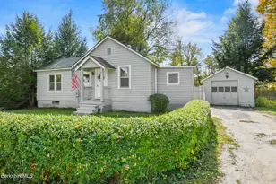 7 Chicopee St, Lanesborough, MA 01237 - Photo 1