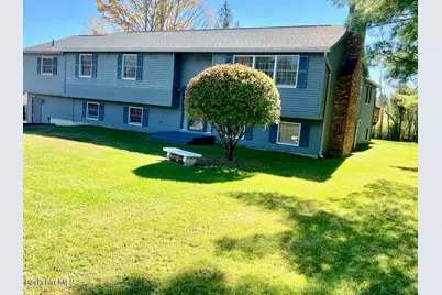 20 Bentrup Ct, Lenox, MA 01240 - Photo 1