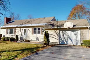 612 E New Lenox Rd, Pittsfield, MA 01201 - Photo 1