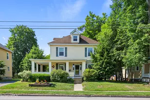92 Elm St, Pittsfield, MA 01201 - Photo 1