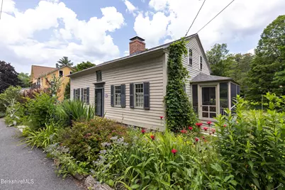 7 Stockbridge Rd, West Stockbridge, MA 01266 - Photo 1