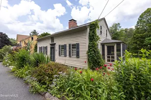 7 Stockbridge Rd, West Stockbridge, MA 01266 - Photo 1