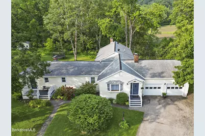 108 Berkshire Dr, Williamstown, MA 01267 - Photo 1