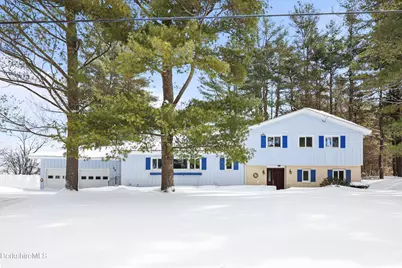 25 Leroi Dr, Pittsfield, MA 01201 - Photo 1