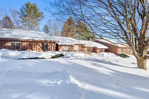36 Churchill Crest, Pittsfield, MA 01201 - Photo 1