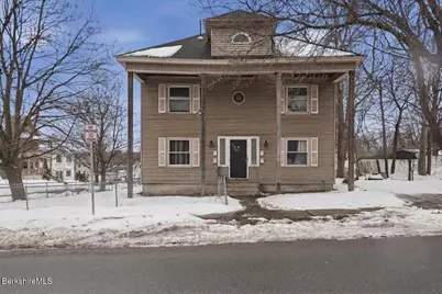 195 Francis Ave, Pittsfield, MA 01201 - Photo 1