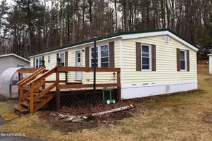 26 Lakewood Cir, Pittsfield, MA 01201 - Photo 1