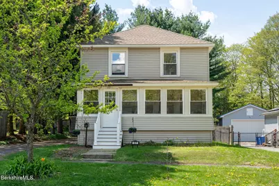 27 Morgan St, Pittsfield, MA 01201 - Photo 1