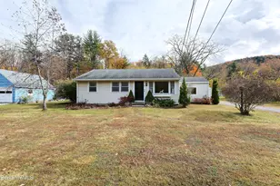 16 E New Lenox Rd, Lenox, MA 01240 - Photo 1