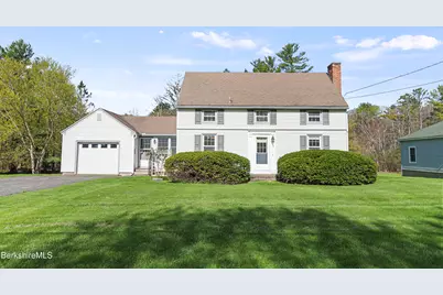 194 Eleanor Rd, Pittsfield, MA 01201 - Photo 1