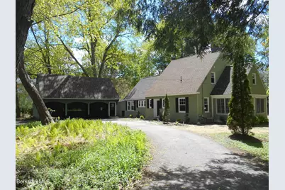 14 Cooper Pkwy, Pittsfield, MA 01201 - Photo 1