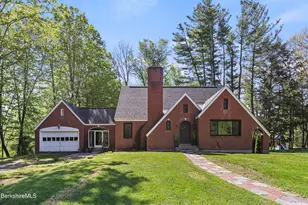 76 Kenilworth St, Pittsfield, MA 01201 - Photo 1