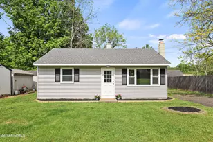 53 Tabar Ave, Lee, MA 01238 - Photo 1