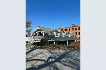 173 Water St #5 --, Williamstown, MA 01267 - Photo 1