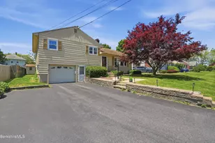 15 Lillian St, Pittsfield, MA 01201 - Photo 1