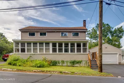 547 Onota St, Pittsfield, MA 01201 - Photo 1