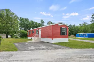 31 2nd Ave, Cheshire, MA 01225 - Photo 1
