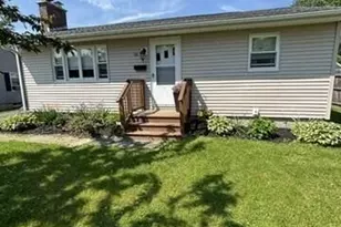 61 Allengate Ave, Pittsfield, MA 01201 - Photo 1