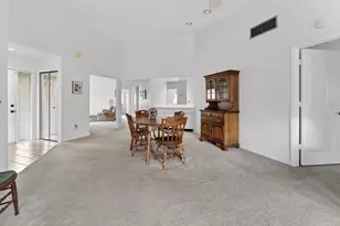 108 Village Walk Dr, Royal Palm Beach, FL 33411 - Photo 4