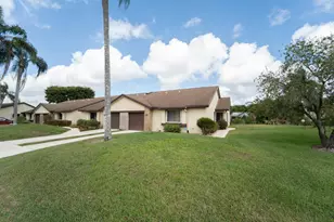 108 Village Walk Dr, Royal Palm Beach, FL 33411 - Photo 2