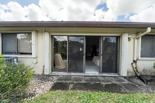 108 Village Walk Dr, Royal Palm Beach, FL 33411 - Photo 28