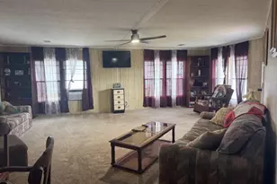 1065 Echo Ave, Moore Haven, FL 33471 - Photo 2