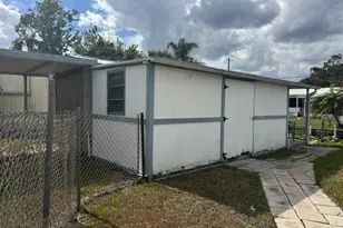 1065 Echo Ave, Moore Haven, FL 33471 - Photo 16