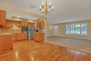 24 Pinetree Cir, Tequesta, FL 33469 - Photo 10