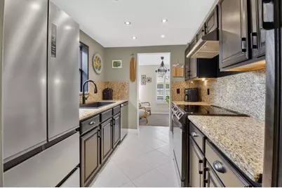 149 NW 70th Street #106c, Boca Raton, FL 33487 - Photo 2