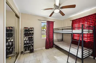 721 Dogwood Rd, West Palm Beach, FL 33409 - Photo 16