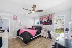 2537 SE Hallahan St, Port Saint Lucie, FL 34952 - Photo 22