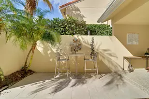 204 Old Meadow Way, Palm Beach Gardens, FL 33418 - Photo 6