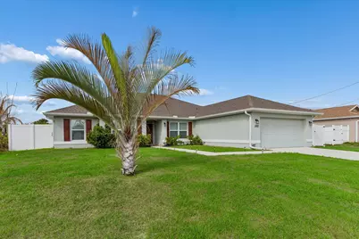 1862 SW Monterrey Lane, Port Saint Lucie, FL 34953 - Photo 2