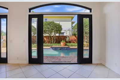 383 Redwood Lane, Boca Raton, FL 33487 - Photo 12