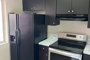 8600 N Sherman Cir, Miramar, FL 33025 - Photo 2