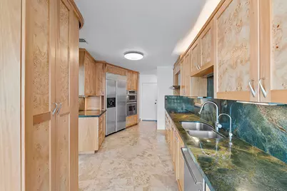 3000 Holiday Drive #1801, Fort Lauderdale, FL 33316 - Photo 12